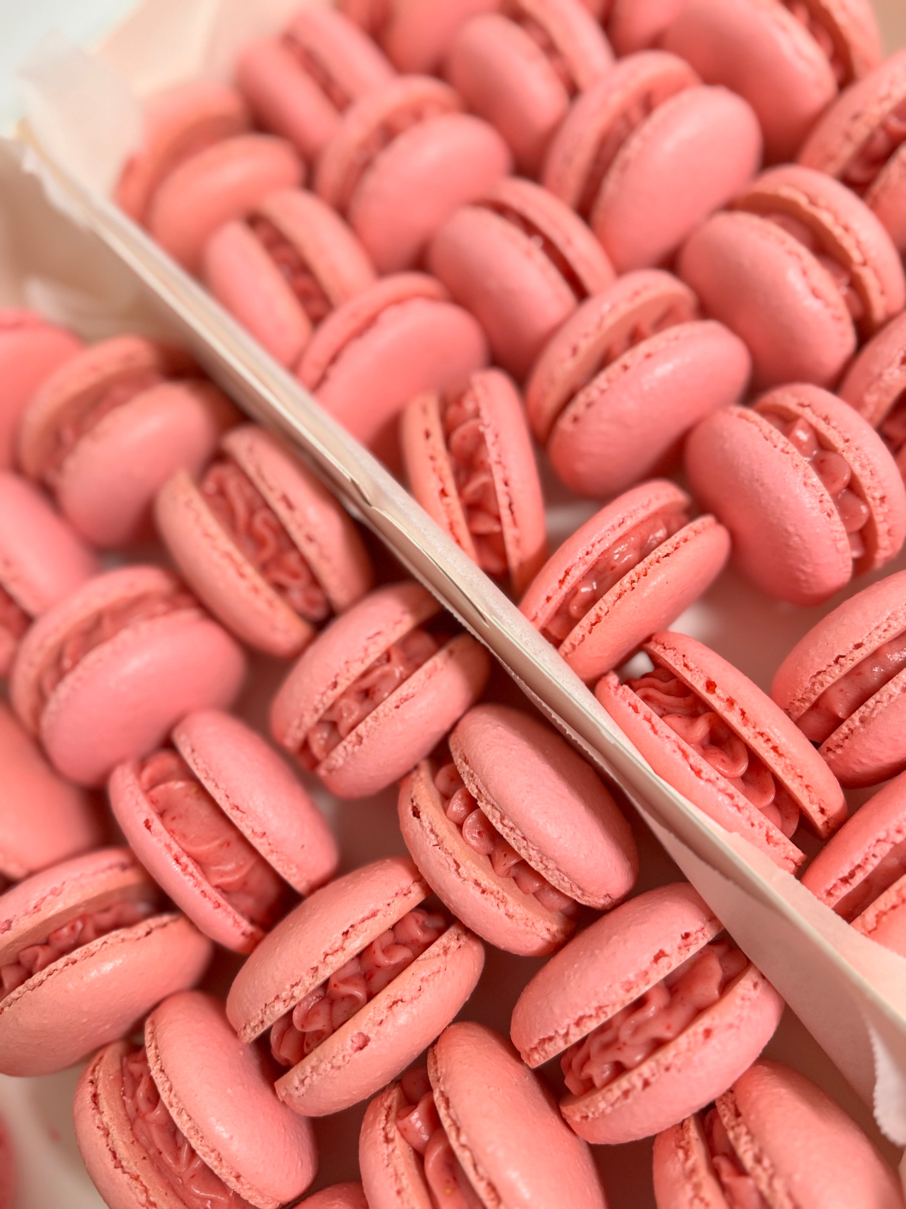 CLASSIC MACARONS