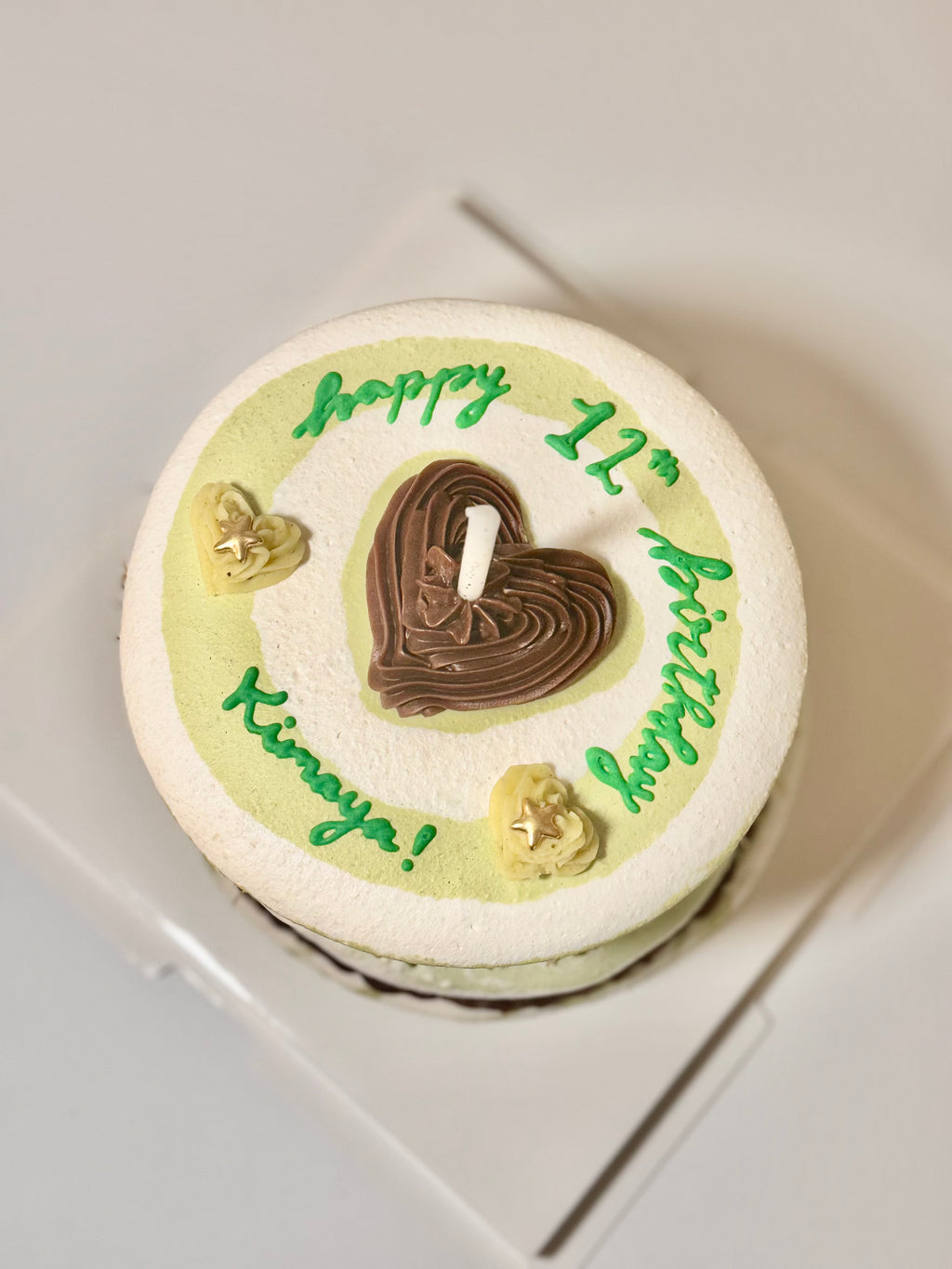 MACARON CAKE
