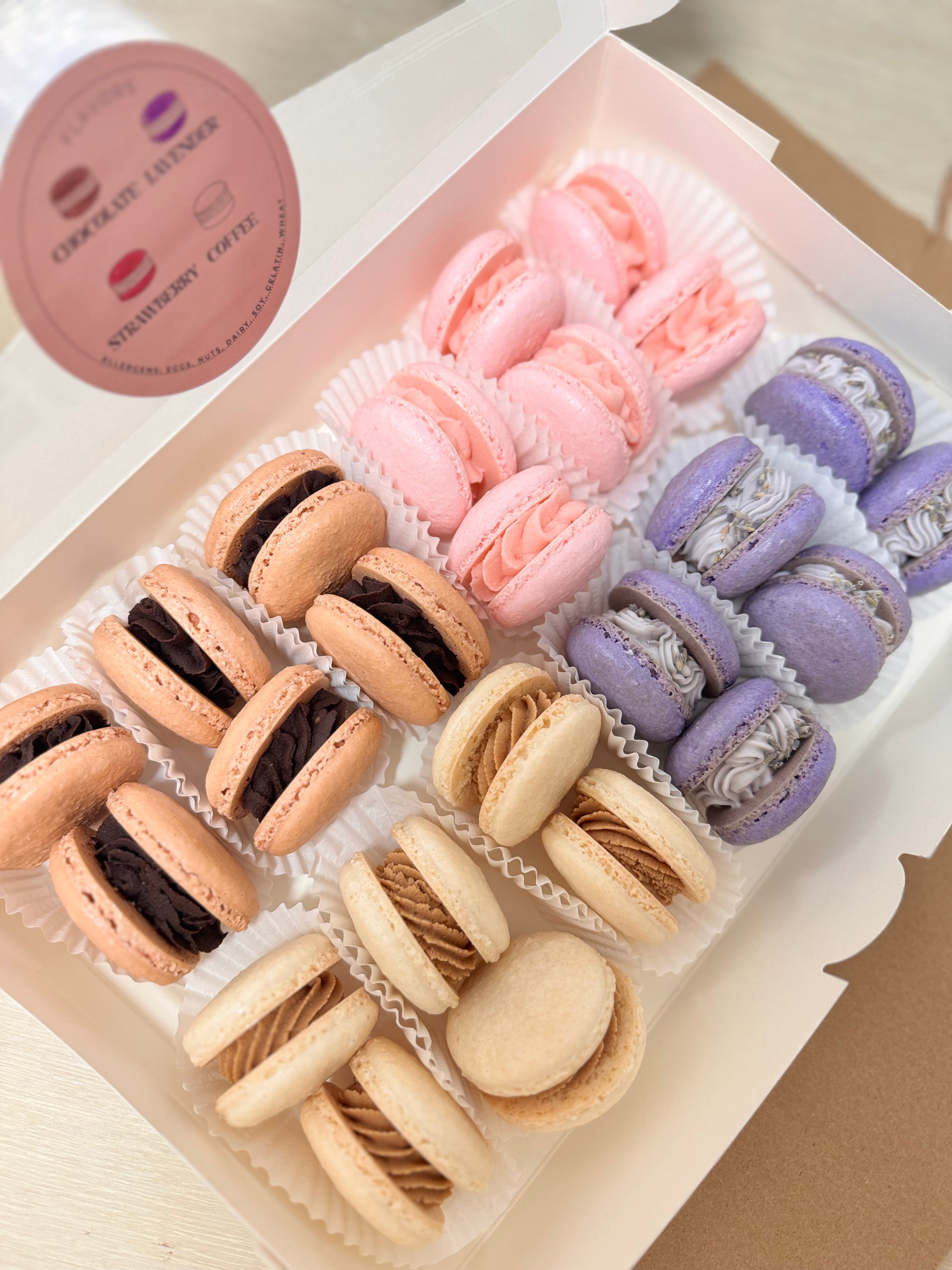 CLASSIC MACARONS
