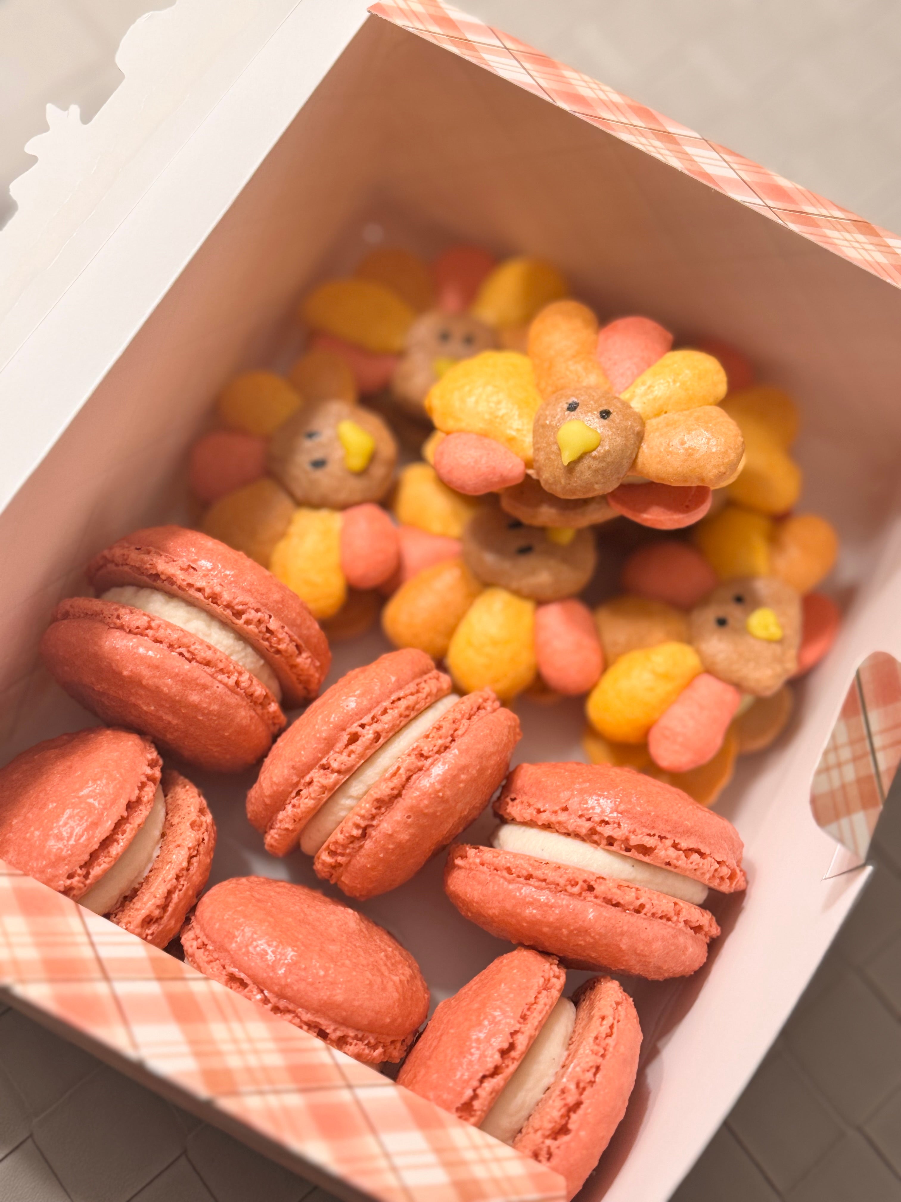 CUSTOM SHAPED MACARONS