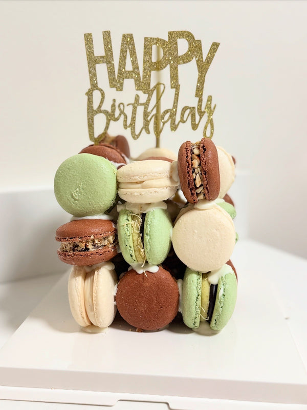 MACARON CAKE